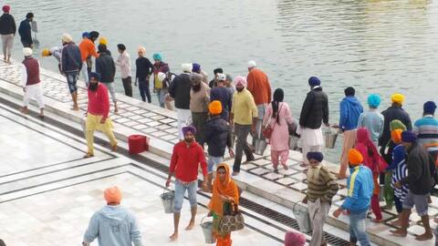 ਵੇਖੋ ਹਰਿਮੰਦਰ ਸਾਹਿਬ ਵਿਖੇ ਸੇਵਾ ਦੀਆਂ ਖਾਸ ਤਸਵੀਰਾਂ ਵੇਖੋ ਹਰਿਮੰਦਰ ਸਾਹਿਬ ਵਿਖੇ ਸੇਵਾ ਦੀਆਂ ਖਾਸ ਤਸਵੀਰਾਂ