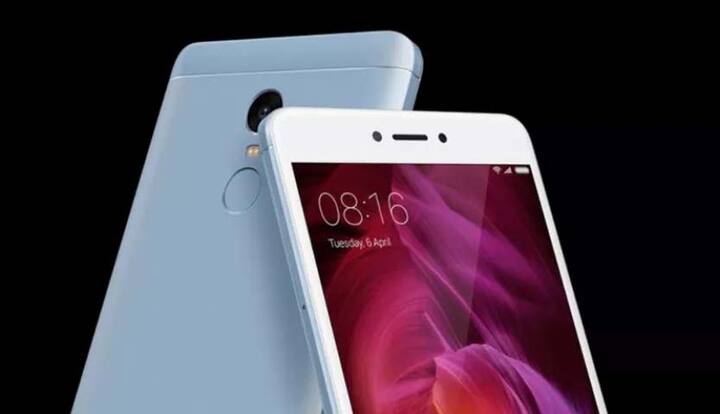 ਚੀਨੀ ਮਾਈਕਰੋ ਬਲੌਗਿੰਗ ਸਾਈਟ ਵੀਬੋ ਤੇ ਜਾਰੀ ਨੋਟ 5 ਦੀ ਤਸਵੀਰ ਦੇ ਮੱਦੇਨਜ਼ਰ ਇਸ ਗੱਲ ਦਾ ਅੰਦਾਜ਼ਾ ਲਗਾਇਆ ਜਾ ਰਿਹਾ ਹੈ ਕਿ ਨੋਟ 5 ਦੀ ਸਕਰੀਨ ਬੇਜ਼ਲ ਲੈਸ ਹੋਣ ਵਾਲੀ ਹੈ. ਜਿਸਦਾ ਐਸਪੈਕਟ ਰੇਸ਼ਿਓ 189 ਦਾ ਹੋ ਸਕਦਾ ਹੈ. ਅਜਿਹਾ ਅੰਦਾਜ਼ਾ ਲਗਾਇਆ ਜਾ ਰਿਹਾ ਹੈ ਕਿ ਡਿਵਾਈਸ ਦੀ ਸਕਰੀਨ 5.99 ਇੰਚ ਹੋਵੇਗੀ ਜਿਸਦਾ ਰੈਸਿਉਲੇਸ਼ਨ ਫੁੱਲ ਐਚ.ਡੀ ਹੋਵੇਗਾ। ਬਾਕੀ ਫੀਚਰਸ ਦਾ ਅੰਦਾਜ਼ਾ ਮੋਬਾਈਲ ਪੰਡਿਤ Xiaomi ਦੇ ਰੈਡਮੀ ਨੋਟ 5 ਤੇ 4 ਦੀ ਅਗਲੀ ਕੜੀ ਮੰਨ ਕੇ ਲਗਾ ਰਹੇ ਹਨ. 