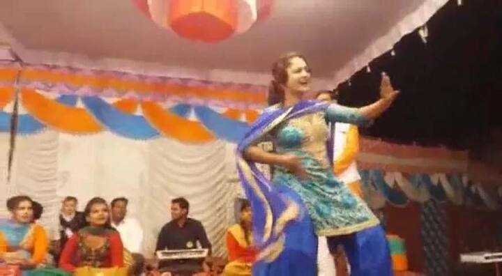 ਚੋਣ ਪ੍ਰਚਾਰ ਖਤਮ ਹੋਣ ਤੋਂ ਇੱਕ ਦਿਨ ਪਹਿਲਾਂ ਮਤਲਬ 26 ਨਵੰਬਰ ਨੂੰ ਰਵੀ ਨੇ ਡਿਬਾਈ ਦੇ ਕੁਬੇਰ ਕਾਟਨ ਦੇ ਮੈਦਾਨ ਵਿੱਚ ਜਨ ਸਭਾ ਕਾਰਵਾਈ। ਭੀੜ ਇਕੱਠੀ ਕਰਨ ਦੇ ਲਈ ਸਭ ਵਿੱਚ ਬਿਨਾ ਇਜ਼ਾਜਤ ਦੇ ਬਾਰ ਬਾਲਾਵਾਂ ਦਾ ਅਸ਼ਲੀਲ ਡਾਂਸ ਕਰਵਾ ਕੇ ਚੋਣ ਜਾਬਤੇ ਦੀਆਂ ਖੁੱਲ ਕੇ ਧੱਜੀਆਂ ਉਡਾਈਆਂ ਗਈਆਂ। 