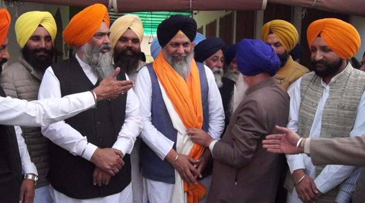 ਪ੍ਰਧਾਨਗੀ ਸਾਂਭਣ ਤੋਂ ਬਾਅਦ ਆਪਣੇ ਪਹਿਲੇ ਦੌਰੇ ਦੌਰਾਨ ਅੱਜ ਸਵੇਰੇ ਉਹ ਐਸ.ਏ.ਐਸ. ਨਗਰ ਮੁਹਾਲੀ ਦੇ ਇਤਿਹਾਸਕ ਗੁਰਦੁਆਰਾ ਅੰਬ ਸਾਹਿਬ ਵਿਖੇ ਪੁੱਜੇ। 