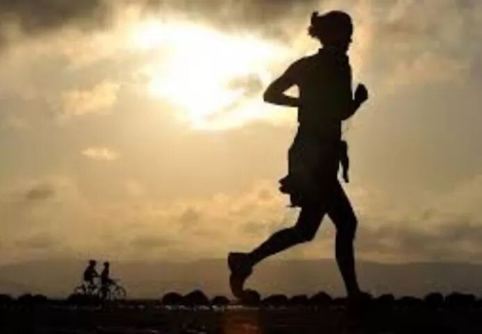 Motivational songs that one should hear on monday morning வாரத்தின் முதல் நாள்... இந்த 5 பாடல்களை கேட்டு சுறுசுறுப்பாக துவக்கலாமே!