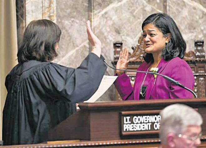 ਪੋਲੀਟਿਕੋ ਵਿੱਚ ਦੱਸਿਆ ਗਿਆ ਹੈ ਕਿ ਜੈਪਾਲ ਭਾਰਤੀ ਪ੍ਰਤੀਨਿਧੀ ਸਭਾ ਵਿੱਚ ਕੰਮ ਕਰਨ ਵਾਲੀ ਪਹਿਲੀ ਭਾਰਤੀ-ਅਮਰੀਕੀ ਔਰਤ ਹੈ ਜੋ ਕਿਸੇ ਵੀ ਚੁਨੌਤੀ ਸਵੀਕਾਰ ਕਰਨ ਤੋਂ ਪਿੱਛੇ ਨਹੀਂ ਹਟਦੀ। 