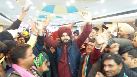 ਜਦੋਂ ਨਵਜੋਤ ਸਿੱਧੂ ਨੇ ਲਾਏ ਠੁੰਮਕੇ ਜਦੋਂ ਨਵਜੋਤ ਸਿੱਧੂ ਨੇ ਲਾਏ ਠੁੰਮਕੇ