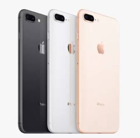 1- ਐਪਲ ਆਈਫੋਨ 8- ਸਾਲ 2017 ਚ' ਸਭਤੋਂ ਵਧੇਰੇ ਵਾਰ ਸਰਚ ਕੀਤੇ ਗਏ ਸਮਾਰਟਫੋਨ ਦੀ ਸੂਚੀ ਵਿੱਚ ਐਪਲ ਆਈਫੋਨ 8 ਨੂੰ ਸਭ ਤੋਂ ਜ਼ਿਆਦਾ ਵਾਰ ਸਰਚ ਕੀਤਾ ਗਿਆ. ਇਸ ਫੋਨ ਨੂੰ ਇਸੇ ਹੀ ਸਾਲ ਸਿਤੰਬਰ ਵਿੱਚ ਲਾਂਚ ਕੀਤਾ ਗਿਆ ਹੈ. 