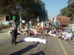 ਪੱਤਰਕਾਰਾਂ ਨਾਲ ਪੰਗਾ ਲੈਣ ਵਾਲਾ ਕੈਪਟਨ ਦਾ ਡੀਸੀ ਕਸੂਤਾ ਫਸਿਆ