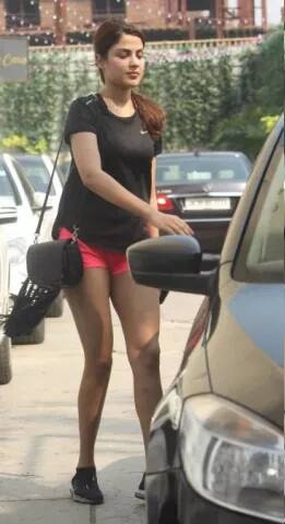 ਰੇਹਾ ਨੂੰ ਬਾਲੀਵੁੱਡ ਵਿੱਚ ਕੋਈ ਵੱਡੀ ਕਾਮਯਾਬੀ ਤਾਂ ਨਹੀਂ ਮਿਲੀ ਹੈ। 