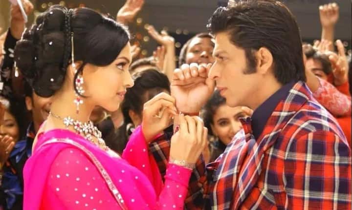ਉਸ ਨੇ 2006 ਵਿੱਚ ਅਦਾਕਾਰ ਉਪੇਂਦਰ ਨਾਲ ਕੰਨੜ ਫ਼ਿਲਮ 'ਐਸ਼ਵਰਿਆ' ਕੀਤੀ। ਇਸ ਤੋਂ ਬਾਅਦ ਫ਼ਿਲਮ 'ਓਮ ਸ਼ਾਂਤੀ ਓਮ' ਨੇ ਦੀਪਿਕਾ ਨੂੰ ਰਾਤੋ-ਰਾਤ ਸ਼ੋਹਰਤ ਦਿਵਾਈ। 