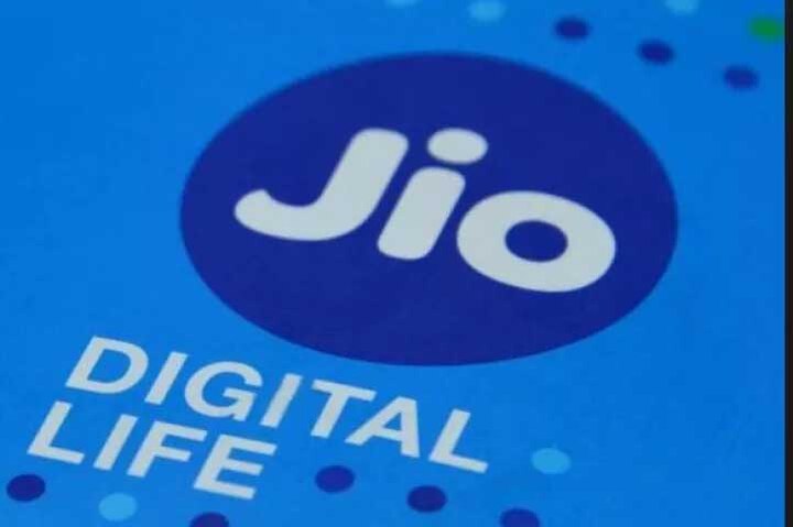 only jio passed call drop test while travelling  ਕਾਲ ਡ੍ਰੌਪ ਟੈਸਟ 'ਚ ਜੀਓ ਨੇ ਸਭ ਨੂੰ ਪਛਾੜਿਆ