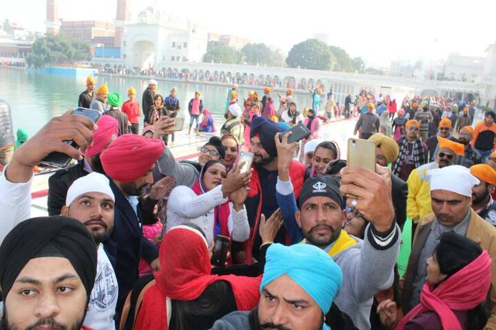ਵੇਖੋ ਸਿੱਧੂ ਤੇ ਕੇਂਦਰੀ ਟੀਮ ਦੀਆਂ ਕੁਝ ਹੋਰ ਤਸਵੀਰਾਂ।