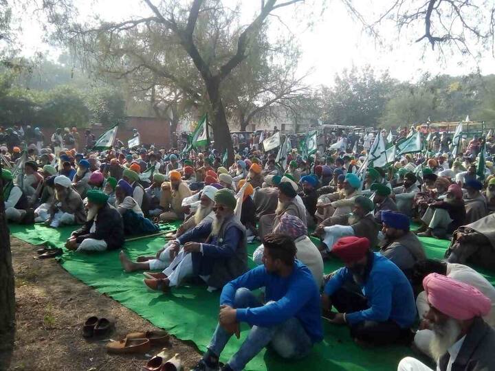ਸਰਕਾਰ ਵੱਲੋਂ ਐਲਾਨੇ ਕਰਜ਼ਾ ਰਾਹਤ ਨੂੰ ਨਿਗੂਣੀ ਕਰਾਰ ਦਿੰਦਿਆ ਬੁਲਾਰਿਆ ਨੇ ਮੰਗ ਕੀਤੀ ਕਿ ਲੋੜਵੰਦ ਕਿਸਾਨਾਂ ਦਾ ਸਮੁੱਚਾ ਕਰਜ਼ਾ ਮਾਫ ਕੀਤਾ ਜਾਵੇ।