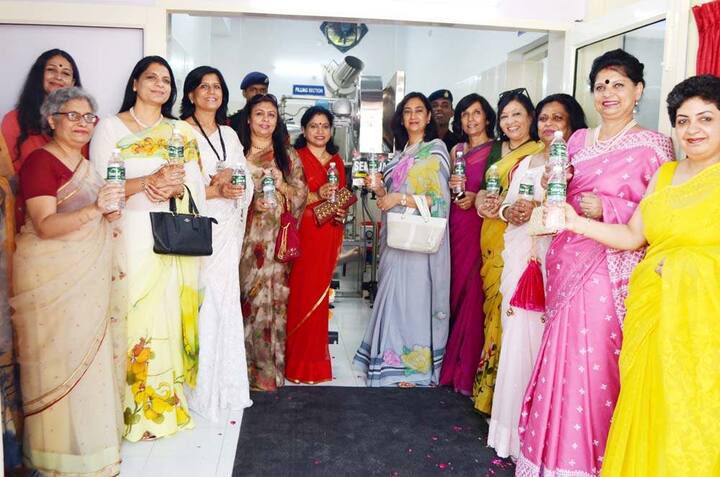 ਉਦੋਂ ਤੋਂ ਲੈ ਕੇ ਹੁਣ ਤਕ ਇਸ ਨੂੰ ਵੱਡੇ ਪੱਧਰ 'ਤੇ ਫੈਲਾਇਆ ਗਿਆ ਹੈ। 