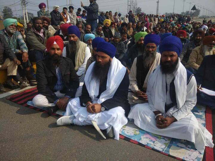 ਦਾਦੂਵਾਲ ਨੇ ਇਸ ਮੌਕੇ ਕਿਹਾ ਕਿ ਦੋਵੇਂ ਹੀ ਸਰਕਾਰਾਂ ਜਿੱਥੇ ਇਨ੍ਹਾਂ ਥਰਮਲ ਪਲਾਂਟਾਂ ਦੀ ਕਈ ਹਜ਼ਾਰ ਕਿੱਲੇ ਜ਼ਮੀਨ ਹੜੱਪਣਾ ਚਾਹੁੰਦੀਆਂ ਹਨ, ਉੱਥੇ ਹੀ ਪੰਜਾਬ ਵਿੱਚੋਂ ਗੁਰੂ ਸਾਹਿਬਾਨ ਦੇ ਨਾਮ ‘ਤੇ ਬਣੇ ਥਰਮਲ ਪਲਾਂਟਾਂ ਨੂੰ ਬੰਦ ਕੀਤਾ ਜਾ ਰਿਹਾ ਹੈ। ਦਾਦੂਵਾਲ ਨੇ ਕਿਹਾ ਕਿ ਨਵੇਂ ਬਣੇ ਪਲਾਂਟਾਂ ਵਿੱਚੋਂ ਕਿਸੇ ਵੀ ਪਲਾਂਟ ਦਾ ਨਾਮ ਗੁਰੂ ਸਾਹਿਬਾਨ ਦੇ ਨਾਮ ‘ਤੇ ਨਹੀਂ ਰੱਖਿਆ ਗਿਆ। ਉਨ੍ਹਾਂ ਕਿਹਾ ਕਿ ਸੰਤ ਸਮਾਜ ਥਰਮਲ ਮੁਲਾਜ਼ਮਾਂ ਦੇ ਨਾਲ ਖੜ੍ਹਾ ਹੈ। ਉਨ੍ਹਾਂ ਐਲਾਨ ਕੀਤਾ ਤਿ ਜਲਦੀ ਹੀ ਹੋਰ ਸੰਤ ਸਾਹਿਬਾਨ ਨਾਲ ਰਾਬਤਾ ਕਾਇਮ ਕਰਕੇ ਪੰਜਾਬ ਸਰਕਾਰ ਨੂੰ ਥਰਮਲ ਬੰਦ ਕਰਨ ਦਾ ਫੈਸਲਾ ਵਾਪਸ ਲੈਣ ਲਈ ਕਹਿਣਗੇ।