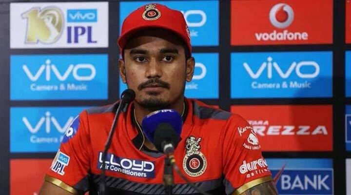 ਪਾਂਡਿਆ ਤੋਂ ਪਹਿਲਾਂ ਪਾਵਾਂ ਨੇਗੀ ਆਈਪੀਐਲ ਦੇ ਇਤਿਹਾਸ ਵਿੱਚ ਸਭ ਤੋਂ ਮਹਿੰਗੇ ਅਨਕੈਪਡ ਪਲੇਅਰ ਸਨ, ਉਨ੍ਹਾਂ ਨੂੰ ਸਾਲ 2016 ਵਿੱਚ 8.5 ਕਰੋੜ 'ਚ ਦਿੱਲੀ ਡੇਅਰਡੇਵਿਲਜ਼ ਨੇ ਖਰੀਦਿਆ ਸੀ।