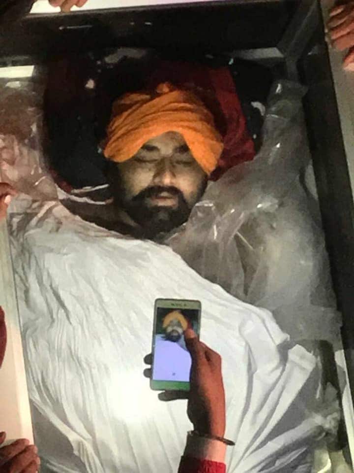 ਸਰਾਵਾਂ ਬੋਦਲਾ 'ਚ ਗੈਂਗਸਟਰ ਗੌਂਡਰ ਦਾ ਸਸਕਾਰ Gangster gounder ਸਰਾਵਾਂ ਬੋਦਲਾ 'ਚ ਗੈਂਗਸਟਰ ਗੌਂਡਰ ਦਾ ਸਸਕਾਰ