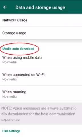 ਸੈਟਿੰਗਸ ਦਾ ਵਿਕਲਪ ਚੁਣਨ ਤੋਂ ਬਾਅਦ ਤੁਹਾਨੂੰ Data and storage usage 'ਤੇ ਕਲਿੱਕ ਕਰਨਾ ਪਵੇਗਾ। ਇਸ ਵਿਕਲਪ ਨੂੰ ਚੁਣਨ ਤੋਂ ਬਾਅਦ ਤੁਹਾਨੂੰ Media auto-download ਦੇ ਆਪਸ਼ਨ ਮਿਲਣਗੇ। 
