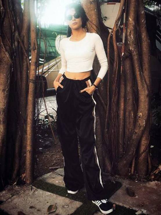ਇਸ ਦੇ ਨਾਲ ਹੀ ਉਸ ਨੇ ਆਪਣੀ ਸੱਸ ਖ਼ਿਲਾਫ਼ ਦਹੇਜ ਦੀ ਮੰਗ ਤੇ ਤਸ਼ੱਦਦ ਕਰਨ ਦਾ ਕੇਸ ਦਰਜ ਕਰਵਾਇਆ ਸੀ।