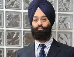 ਅੰਬਰਸਰੀਏ ਸਿਮਰਪਾਲ ਦੀ ਖੇਤੀ ਦੇ ਦੁਨੀਆ 'ਚ ਚਰਚੇ, 17,000 ਰੱਖੇ ਕਾਮੇ