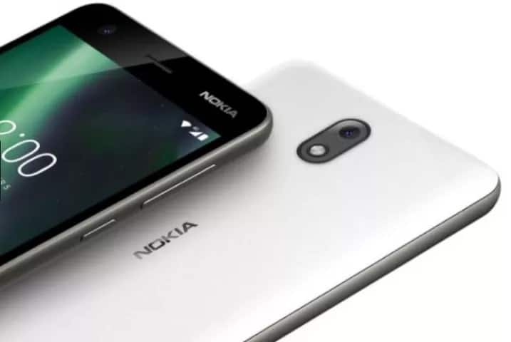 Nokia 2: HMD ਗਲੋਬਲ ਨੇ ਨੋਕੀਆ ਸੀਰੀਜ਼ ਦਾ ਸਭ ਤੋਂ ਸਸਤਾ ਸਮਾਰਟਫ਼ੋਨ ਨੋਕੀਆ 2 ਉਤਾਰਿਆ ਹੈ। ਇਸ ਵਿੱਚ 5 ਇੰਚ ਦਾ ਫੁੱਲ HD ਸਕ੍ਰੀਨ ਦਿੱਤੀ ਗਈ ਹੈ। ਸਨੈਪਡ੍ਰੈਗਨ 212 ਪ੍ਰੋਸੈਸਰ ਤੇ 1 ਜੀ.ਬੀ. ਰੈਮ ਦਿੱਤੀ ਗਈ ਹੈ। 8 ਜੀ.ਬੀ. ਇੰਟਰਨਲ ਮੈਮੋਰੀ ਹੈ ਜਿਸ ਨੂੰ 128 ਜੀ.ਬੀ. ਤਕ ਵਧਾਇਆ ਜਾ ਸਕਦਾ ਹੈ। ਫਲੈਸ਼ ਦੇ ਨਾਲ 8 ਮੈਗਾਪਿਕਸਲ ਦਾ ਮੁੱਖ ਕੈਮਰਾ ਤੇ 5 ਮੈਗਾਪਿਕਸਲ ਦਾ ਫਰੰਟ ਫੇਸਿੰਗ ਕੈਮਰਾ ਦਿੱਤਾ ਗਿਆ ਹੈ। ਐਂਡ੍ਰੌਇਡ 7.1 ਨੂਗਾ ਓ.ਐੱਸ. ਵਾਲੇ ਇਸ ਫ਼ੋਨ ਨੂੰ ਚਲਾਉਣ ਲਈ 4,100 mAh ਦੀ ਬੈਟਰੀ ਦਿੱਤੀ ਗਈ ਹੈ। ਕੀਮਤ: 6,999 ਰੁਪਏ।
