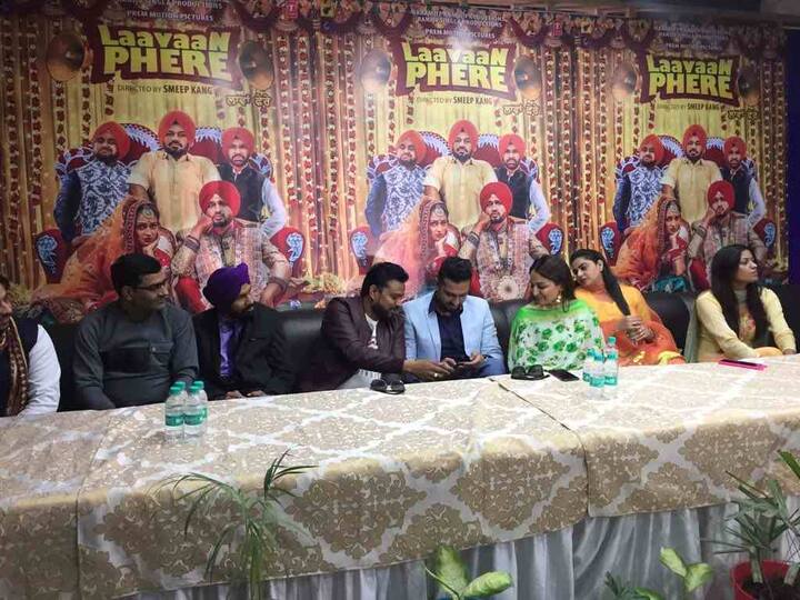 ਇਸ ਫਿਲਮ ਦਾ ਨਿਰਮਾਣ ਪ੍ਰਸਿੱਧ ਡਾਇਰੈਕਟਰ ਸਮੀਪ ਕੰਗ ਨੇ ਕੀਤਾ ਹੈ। ਫਿਲਮ ਦੀ ਕਹਾਣੀ ਪਾਲੀ ਸਿੰਘ ਨੇ ਲਿਖੀ ਹੈ, ਜਿਹੜੇ ਪਹਿਲਾਂ ਵੀ ਰੌਸ਼ਨ ਪ੍ਰਿੰਸ ਦੀ ਫਿਲਮ `ਮੈਂ ਤੇਰੀ ਤੂੰ ਮੇਰਾ` ਦੀ ਕਹਾਣੀ ਲਿਖ ਚੁੱਕੇ ਹਨ।