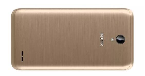 ਇਹ ਸਮਾਰਟਫ਼ੋਨ ਇੰਟੈਕਸ ਦੀ ਵੈਲਿਊ ਐਡਿਡ ਸੇਵਾ ਜਿਵੇਂ ਐਲ.ਐਫ.ਟੀ.ਵਾਈ. ਡੈਟਾਬੈਕ ਤੇ ਪ੍ਰਾਈਮ ਵੀਡੀਓ ਨੂੰ ਸਪੋਰਟ ਕਰਦਾ ਹੈ। 