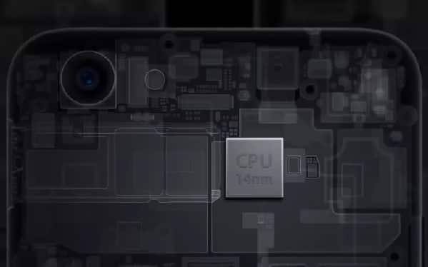 ਇਸ ਵਿੱਚ 3 GB ਰੈਮ ਹੈ ਤੇ 16 ਜੀਬੀ ਰੋਮ ਹੈ। ਇਸ ਦੀ ਸਕਰੀਨ 5.2 ਇੰਚ ਹੈ ਤੇ ਇਹ ਐਂਡਰਾਇਡ 7.1 ਦੇ ਅਧਾਰ ਤੇ ਕਲਰ OS 3.2 ਤੇ ਚੱਲਦਾ ਹੈ।