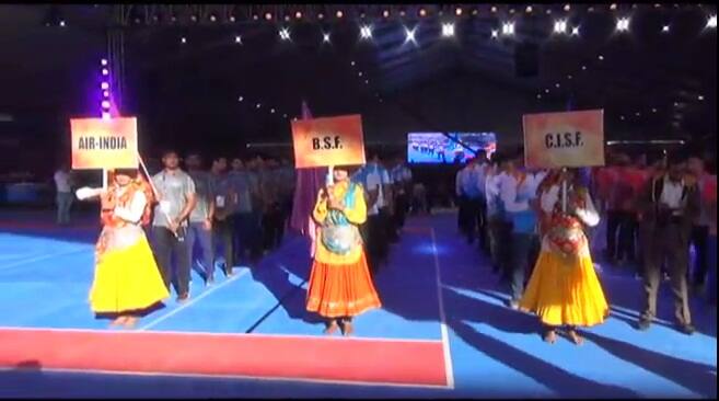 ਏਕਲਵਿਆ ਸਟੇਡੀਅਮ ਜੀਂਦ ਵਿੱਚ ਆਲ ਇੰਡੀਆ ਨੈਸ਼ਨਲ ਸਟਾਈਲ ਕਬੱਡੀ 2018 ਵਿੱਚ ਦੇਸ਼ ਦੀਆਂ 12 ਟੀਮਾਂ ਹਿੱਸਾ ਲੈ ਰਹੀਆਂ ਹਨ। 
