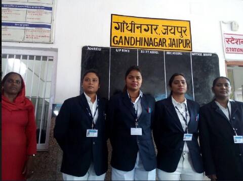 ਇਹ ਦੇਸ਼ ਦਾ ਇੱਕਲਾ ਰੇਲਵੇ ਸਟੇਸ਼ਨ, ਜਿੱਥੇ ਸਿਰਫ ਔਰਤਾਂ ਕੰਮ ਕਰਦੀਆਂ... ਇਹ ਦੇਸ਼ ਦਾ ਇੱਕਲਾ ਰੇਲਵੇ ਸਟੇਸ਼ਨ, ਜਿੱਥੇ ਸਿਰਫ ਔਰਤਾਂ ਕੰਮ ਕਰਦੀਆਂ...