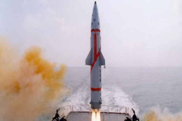 India today successfully test-fired the nuclear-capable ‘Dhanush’ ballistic missile with a strike range of 350 kms 350 ਕਿਲੋਮੀਟਰ ਦੂਰ ਤਕ ਮਾਰ ਕਰਨ ਵਾਲੀ ਪਰਮਾਣੂ ਮਮਰੱਥਾ ਮਿਜ਼ਾਈਲ ਦਾ ਸਫਲ ਪ੍ਰੀਖਣ