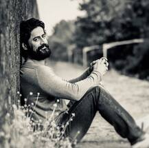 ਇਨ੍ਹਾਂ ਸਿਤਾਰਿਆਂ ਨੂੰ ਛੱਡ ਇਸ ਗੱਭਰੂ \'ਤੇ ਮੌਨੀ ਰਾਏ ਦਾ ਦਿਲ