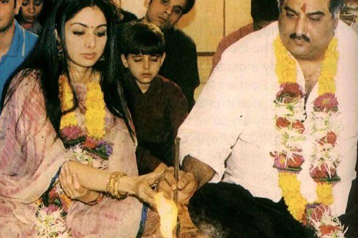 ਵਿਆਹ ਤੋਂ ਬਾਅਦ 1997 ਵਿੱਚ ਫਿਲਮ ‘ਜੁਦਾਈ’ ਵਿੱਚ ਕੰਮ ਕਰਨ ਤੋਂ ਬਾਅਦ ਸ਼੍ਰੀਦੇਵੀ ਨੇ ਫਿਲਮਾਂ ਤੋਂ ਬ੍ਰੇਕ ਲਿਆ ਤੇ ਪਰਿਵਾਰ ਸਾਂਭਣਾ ਸ਼ੁਰੂ ਕਰ ਦਿੱਤਾ।