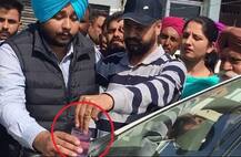 ਇੰਝ ਰੰਗੇ ਗਏ \'ਰਿਸ਼ਵਤਖੋਰ\' ਦੇ ਹੱਥ, ਵੇਖੋ ਬਠਿੰਡਾ ਦੀ ਸੜਕ \'ਤੇ \'ਤਮਾਸ਼ਾ\'