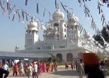 ਹੋਲਾ ਮੁਹੱਲਾ \'ਚ ਸੰਗਤਾਂ ਹੁੰਮ-ਹੁਮਾ ਕੇ ਪਹੁੰਚੀਆਂ