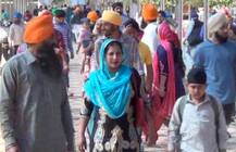 ਹੋਲਾ ਮੁਹੱਲਾ \'ਚ ਸੰਗਤਾਂ ਹੁੰਮ-ਹੁਮਾ ਕੇ ਪਹੁੰਚੀਆਂ