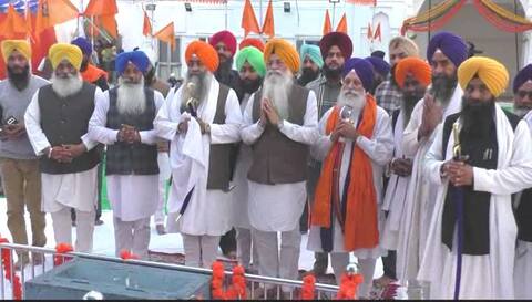 ਖਾਲਸੇ ਦੇ ਜਾਹੋ ਜਲਾਲ ਦਾ ਪ੍ਰਤੀਕ ਹੋਲਾ ਮਹੱਲਾ ਖਾਲਸੇ ਦੇ ਜਾਹੋ ਜਲਾਲ ਦਾ ਪ੍ਰਤੀਕ ਹੋਲਾ ਮਹੱਲਾ