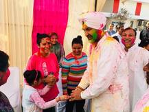 ਮਨਪ੍ਰੀਤ ਬਾਦਲ ਨੇ ਬਠਿੰਡੇ ਵਾਲਿਆਂ ਨਾਲ ਖੇਡੀ ਹੋਲੀ