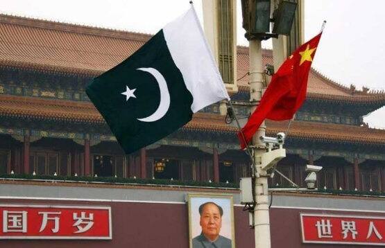 Clash among Chinese and Pak police 'ਰੈੱਡ ਲਾਈਟ' ਇਲਾਕੇ 'ਚ ਜਾਣੋਂ ਰੋਕਣ 'ਤੇ ਪਾਕਿ ਪੁਲਿਸ ਤੇ ਚੀਨੀ ਅਫਸਰ ਭਿੜੇ