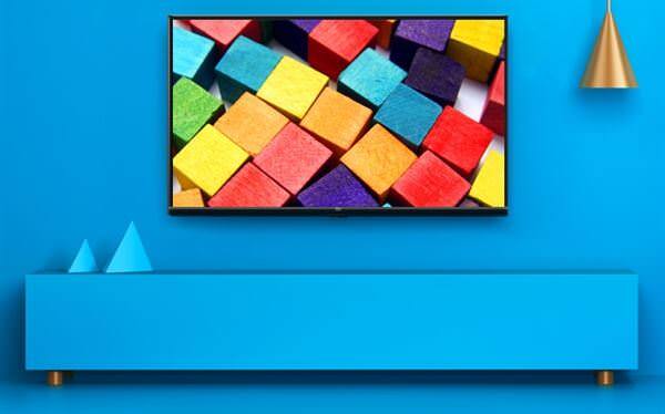ਟੀ.ਵੀ. ਵਿੱਚ ਵਾਈ-ਫਾਈ, ਬਲੂਟੁੱਥ ਦੇ ਨਾਲ ਦੋ HDMI ਪੋਰਟ, 2 USB ਪੋਰਟ ਤੇ ਇਥਰਨੈੱਟ ਪੋਰਟ ਦਿੱਤੇ ਗਏ ਹਨ। ਇਸ ਟੈਲੀਵਿਜ਼ਨ ਦਾ ਭਾਰ 6 ਕਿਲੋਗ੍ਰਾਮ ਹੈ।