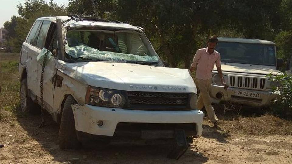 Racing luxury cars killed a motorcyclist ਦੋ ਲਗਜ਼ਰੀ ਗੱਡੀਆਂ ਵਿਚਾਲੇ ਰੇਸ ਦੀ ਭੇਟ ਚੜ੍ਹਿਆ ਕੋਟਕਪੁਰੇ ਦਾ ਮੁੰਡਾ