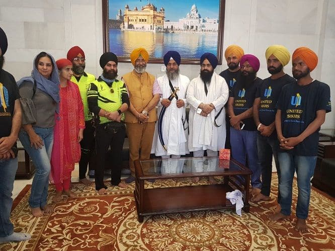 ਜਿਸਤੋਂ ਬਾਅਦ ਜਗਦੀਪ ਸਿੰਘ ਨੇ ਕਾਨੂੰਨੀ ਲੜਾਈ ਲੜਨ ਦਾ ਫੈਸਲਾ ਲਿਆ, ਪਟੀਸ਼ਨ ਰਾਹੀਂ ਜਗਦੀਪ ਸਿੰਘ ਦੀ ਮੰਗ ਹੈ ਕਿ ਸੁਪਰੀਮ ਕੋਰਟ ਵੱਲੋਂ ਸੰਸਦ ਨੂੰ ਇਸ ਮੁੱਦੇ 'ਤੇ ਕਾਨੂੰਨ ਬਣਾਉਣ ਅਤੇ ਅਜਿਹੇ ਹਾਲਾਤਾਂ ਲਈ ਕੇਂਦਰ ਸਰਕਾਰ ਨੂੰ ਦਿਸ਼ਾ-ਨਿਰਦੇਸ਼ ਦੇਣ ਦੇ ਹੁਕਮ ਜਾਰੀ ਕਰਨ ਲਈ ਕਿਹਾ ਜਾਵੇ।