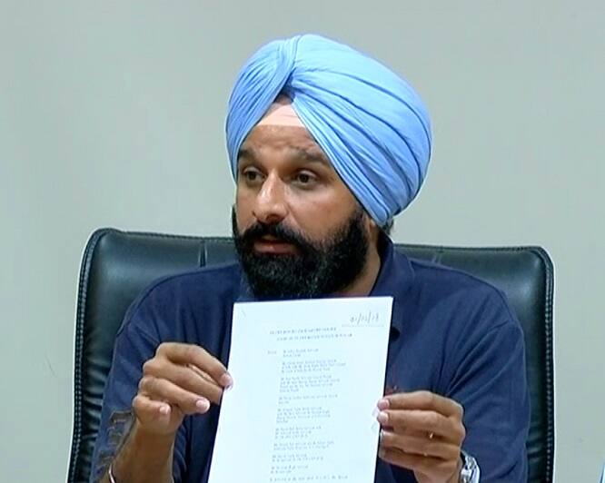 Sad attack on captain govt ਕੈਪਟਨ ਦੇ ਦਾਅਵਿਆਂ ਦਾ ਅਕਾਲੀ ਦਲ ਵੱਲੋਂ ਆਪ੍ਰੇਸ਼ਨ, ਮਜੀਠੀਆ ਤੇ ਚੀਮਾ ਦੀ ਅਗਵਾਈ ਹੇਠ ਡਟੀ ਟੀਮ