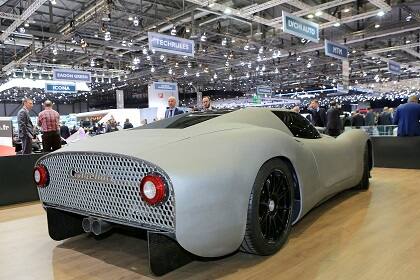 ਦੁਨੀਆ ਦੀ ਸਭ ਤੋਂ ਤੇਜ਼ ਕਾਰ ਲਾਂਚ ਦੁਨੀਆ ਦੀ ਸਭ ਤੋਂ ਤੇਜ਼ ਕਾਰ ਲਾਂਚ