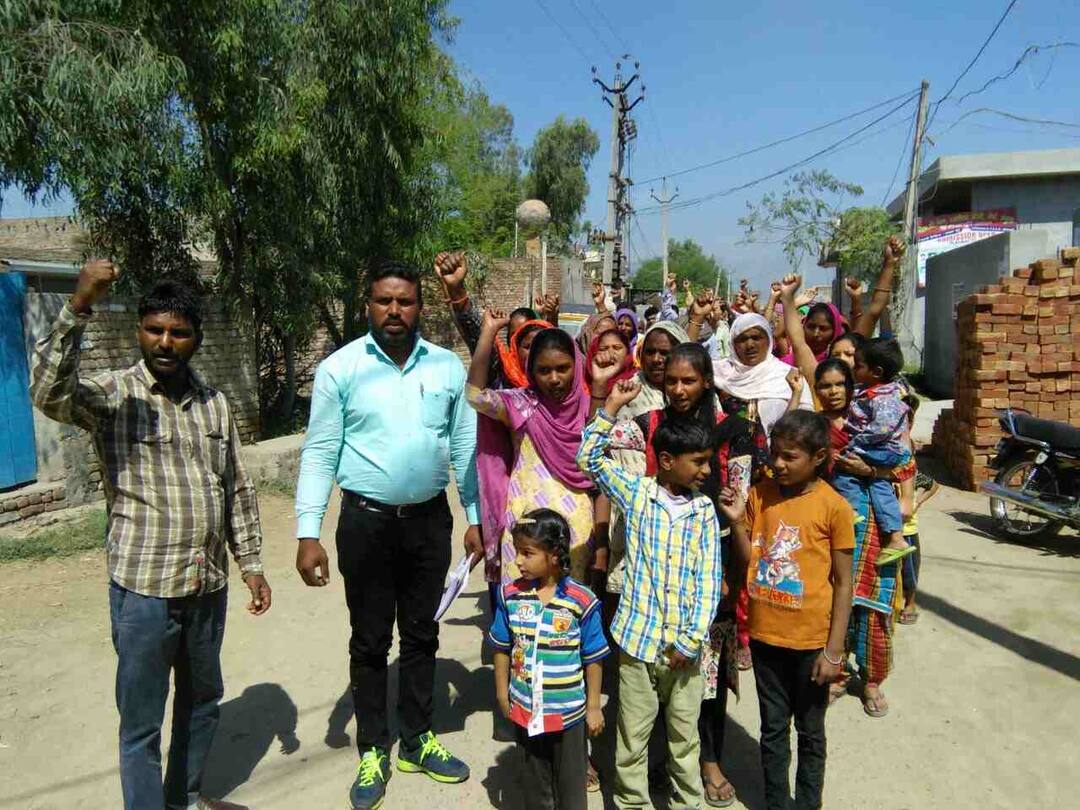 news ਠੇਕੇਦਾਰ ਦੇ ਕਰਿੰਦਿਆਂ ਖਿਲਾਫ ਸੰਘਰਸ਼ ਦਾ ਐਲਾਨ