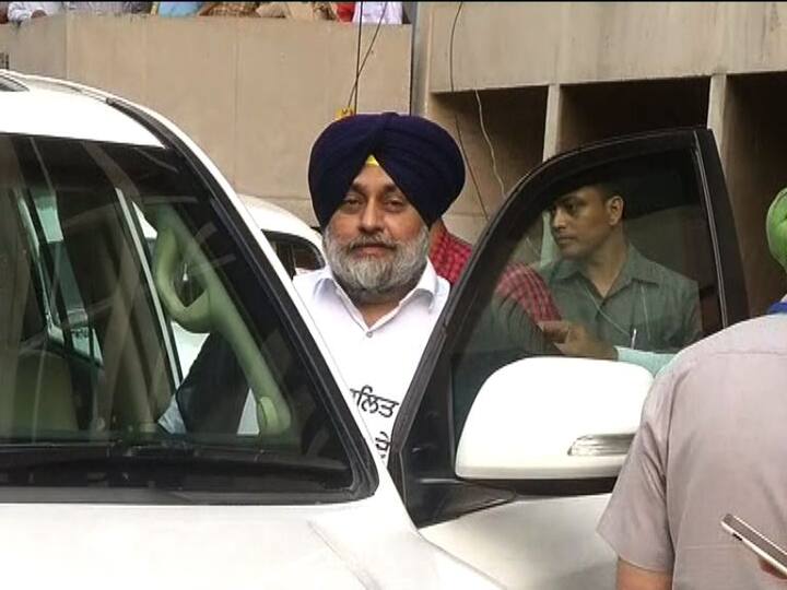 ਅਕਾਲੀ ਦਲ ਵੱਲੋਂ ਪਾਏ ਰੌਲ਼ੇ ਰੱਪੇ ਕਾਰਨ ਵਿਧਾਨ ਸਭਾ ਦੀ ਕਾਰਵਾਈ ਅੱਧੇ ਘੰਟੇ ਲਈ ਮੁਲਤਵੀ ਵੀ ਕੀਤੀ ਗਈ। 