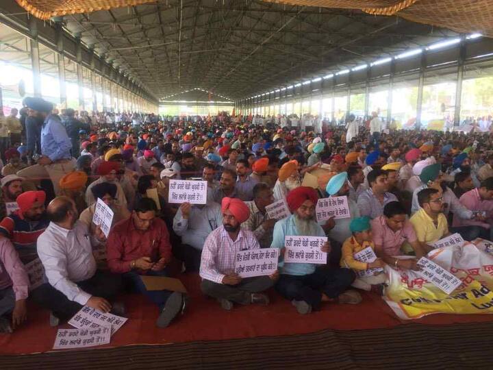 800 ਪ੍ਰਾਇਮਰੀ ਸਕੂਲ ਬੰਦ ਕਰਨ ਦਾ ਫੈਸਲਾ ਰੱਦ ਕਰਵਾਉਣਾ।