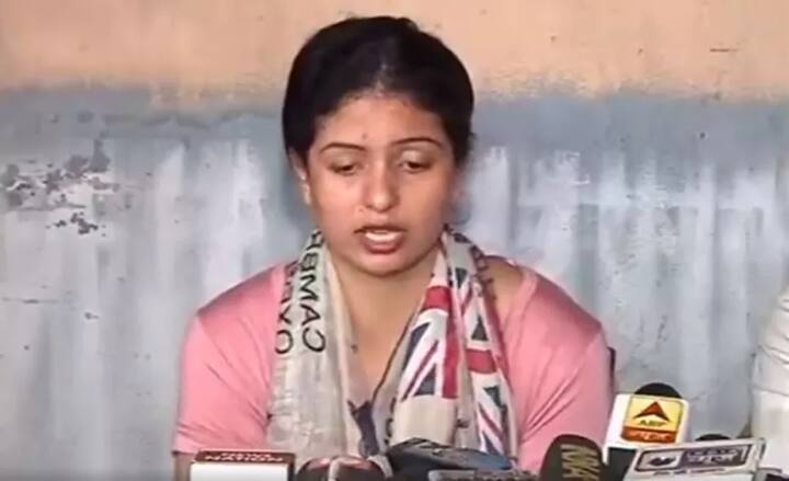 ਕੁਝ ਸਮਾਂ ਪਹਿਲਾਂ ਹਸੀਨ ਨੇ ਸ਼ਮੀ 'ਤੇ ਪਰਾ-ਵਿਆਹੁਤਾ ਸਬੰਧ (ਐਕਸਟ੍ਰਾ ਮੈਰੀਟਲ ਅਫੇਅਰ) ਤੋਂ ਲੈ ਕੇ ਬਲਾਤਕਾਰ ਤਕ ਗੰਭੀਰ ਇਲਜ਼ਾਮ ਲਾਏ ਸਨ। ਇਨ੍ਹਾਂ ਵਿੱਚੋਂ ਕਈ ਮਾਮਲਿਆਂ ਵਿੱਚ ਸ਼ਮੀ ਤੇ ਉਨ੍ਹਾਂ ਦੇ ਪਰਿਵਾਰ ਵਾਲਿਆਂ ਦੇ ਖਿਲਾਫ਼ ਐਫ.ਆਈ.ਆਰ. ਵੀ ਦਰਜ ਕਰਵਾਈ ਗਈ ਹੈ। 