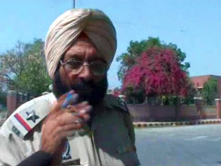 ਚਲਾਣ ਕੱਟਣ ਦੀ ਥਾਂ ਥੱਪੜ ਮਾਰ ਸਬਕ ਸਿਖਾਉਣ ਵਾਲਾ ਥਾਣੇਦਾਰ ਕਸੂਤਾ ਘਿਰਿਆ