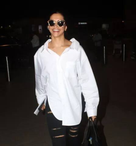 ਬੌਲੀਵੁੱਡ ਦੇ ਦੋ ਫੀਮੇਲ ਸੁਪਰਸਟਾਰਸ ਦੀਪਿਕਾ ਤੇ ਪ੍ਰਿਅੰਕਾ ਬਾਲੀਵੁੱਡ ਦੇ ਨਾਲ-ਨਾਲ ਹੌਲੀਵੁੱਡ ਵਿੱਚ ਵੀ ਆਪਣੀ ਛਾਪ ਛੱਡਣ 'ਚ ਸਫਲ ਰਹੇ ਹਨ।