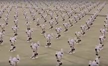 1372 ਰੋਬੋਟਾਂ ਨੇ ਇੱਕੋ ਵੇਲੇ ਨੱਚ ਕੇ ਬਣਾਇਆ ਵਿਸ਼ਵ ਰਿਕਾਰਡ