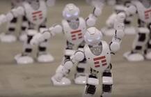 1372 ਰੋਬੋਟਾਂ ਨੇ ਇੱਕੋ ਵੇਲੇ ਨੱਚ ਕੇ ਬਣਾਇਆ ਵਿਸ਼ਵ ਰਿਕਾਰਡ