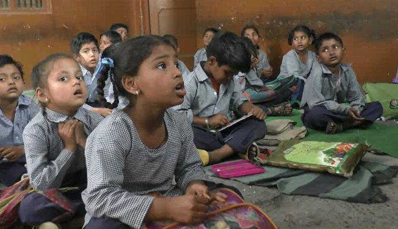 ਕੈਪਟਨ ਸਰਕਾਰ ਤੋਂ ਨਹੀਂ ਚੁੱਕਿਆ ਜਾ ਰਿਹਾ ਸਰਕਾਰੀ ਸਕੂਲਾਂ ਦਾ ਭਾਰ